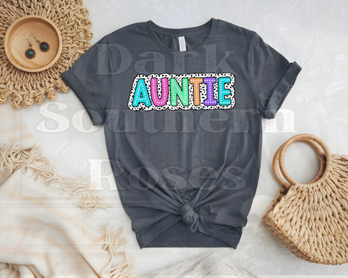 💕 AUNTIE with Polka Dots | Graphic Tee